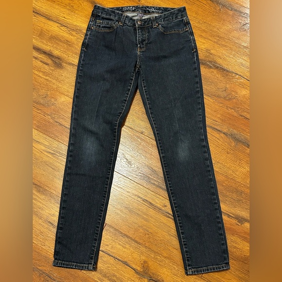 Tommy Hilfiger Denim - Tommy Hilfiger Women’s 6 Curve Skinny Jeans, Women’s Pants, Embroidered Pockets